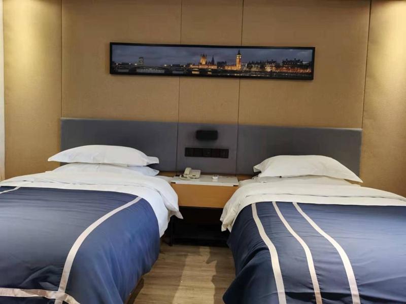 Lanyi Twin Room