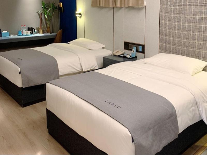 Lanyi Twin Room photo 1