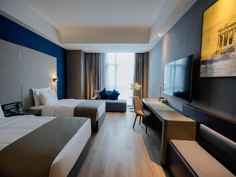 Suite  photo 1