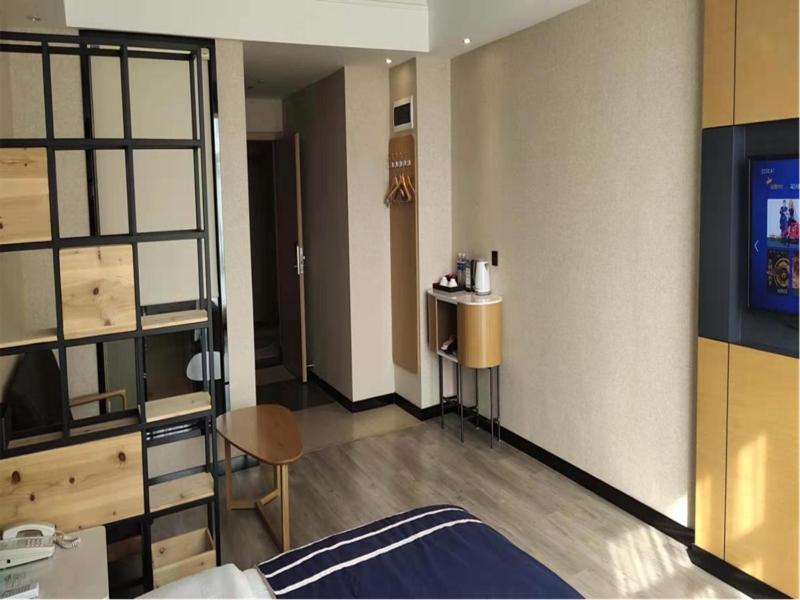 Double Room With View