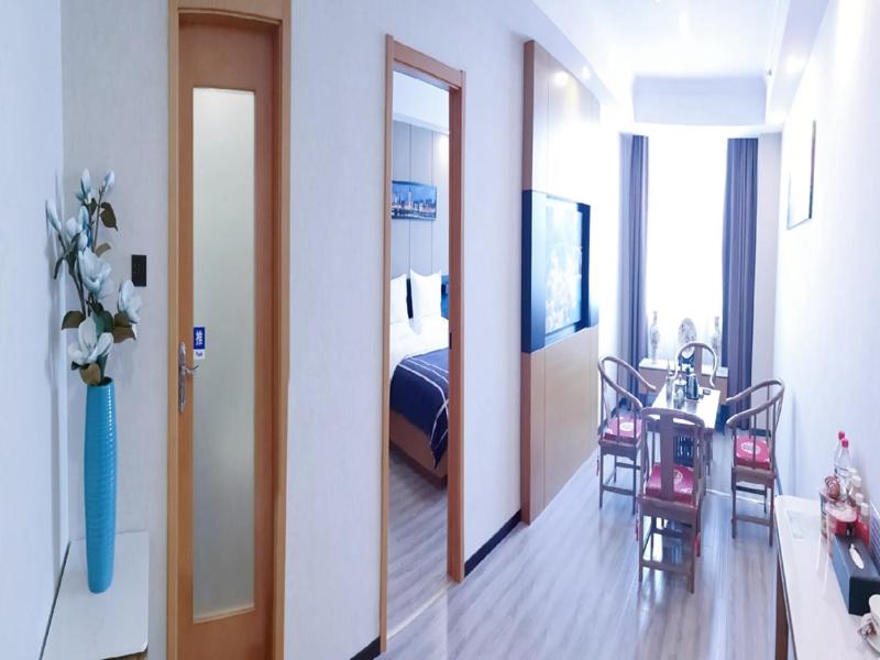 Suite  photo 1