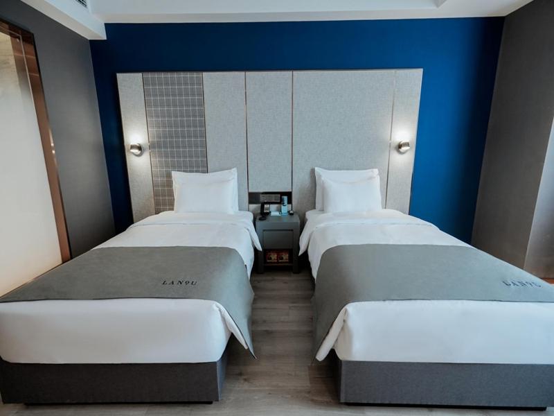 Suite  photo 2
