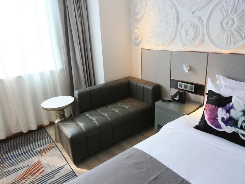 Double Room with Greece Theme photo 3