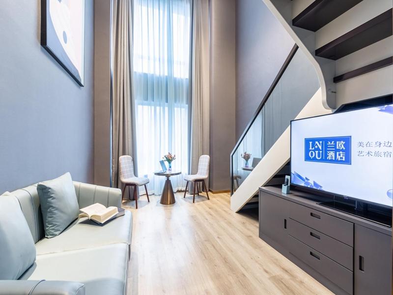 Suite  photo 2