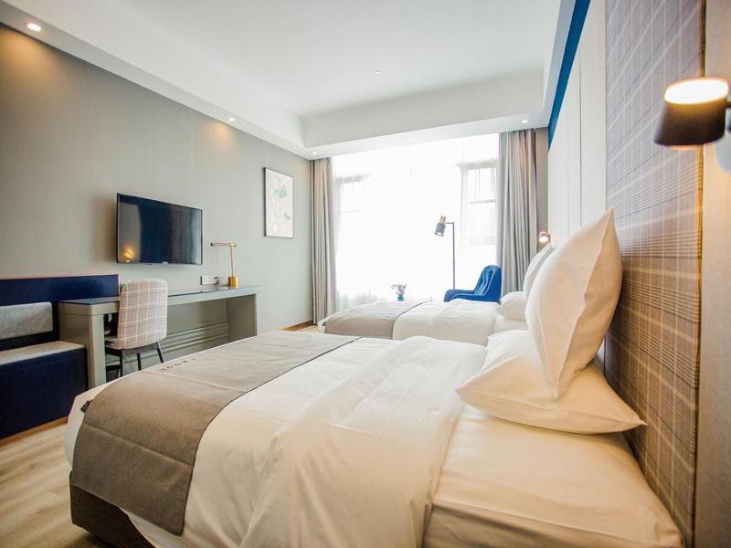 Deluxe Twin Room  photo 1