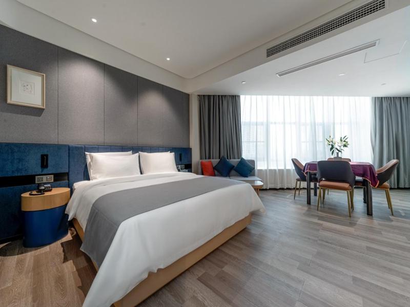 Double Room With Nile River Theme photo 3