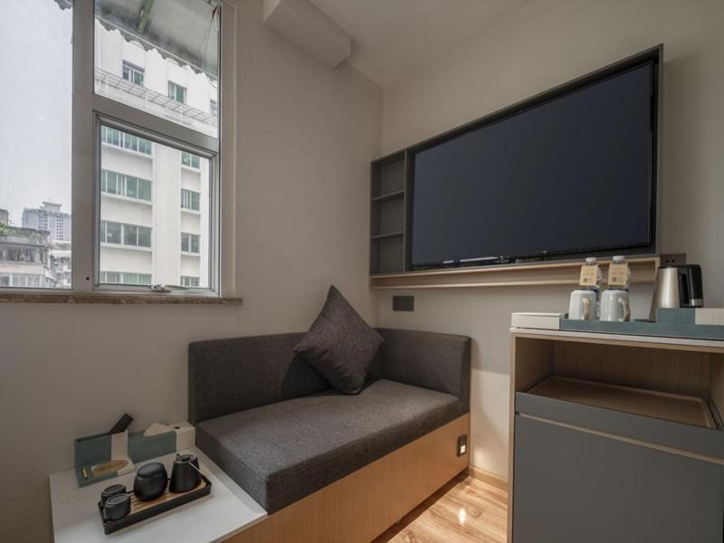 Lanyi Double Room With Audio