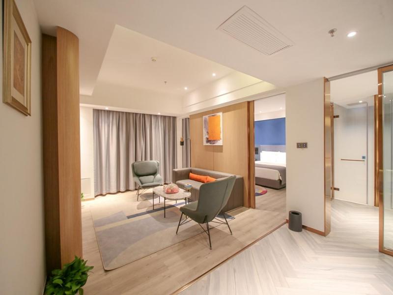 Suite  photo 1