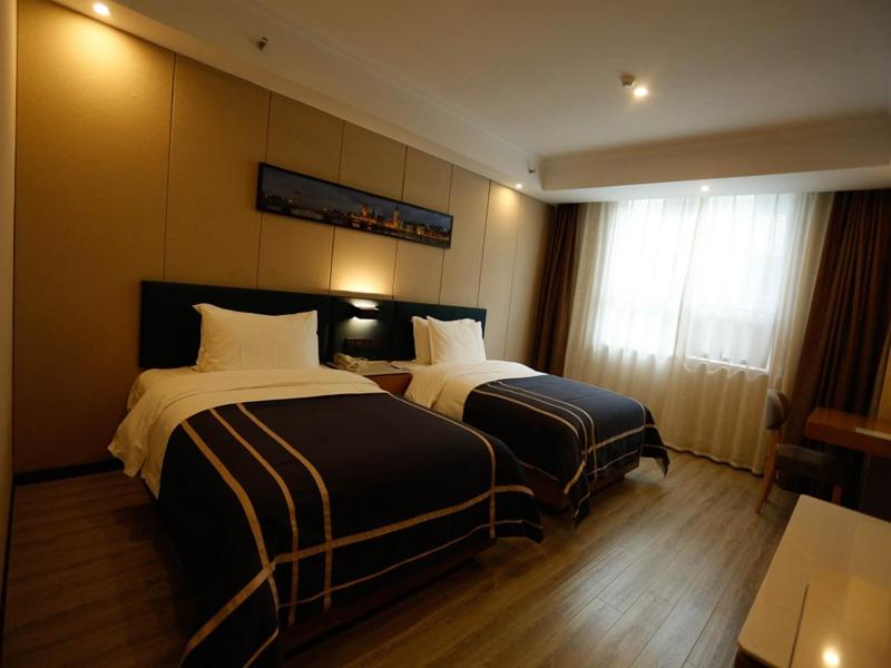 Superior Twin Room photo 2