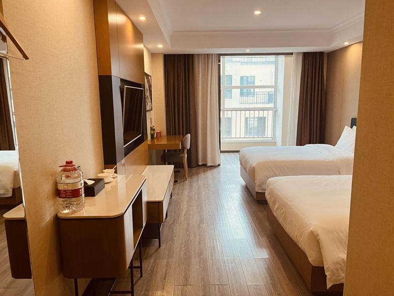 Premier Twin Room  photo 2