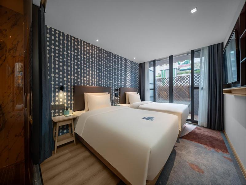 Deluxe Twin Room  - Photo 8