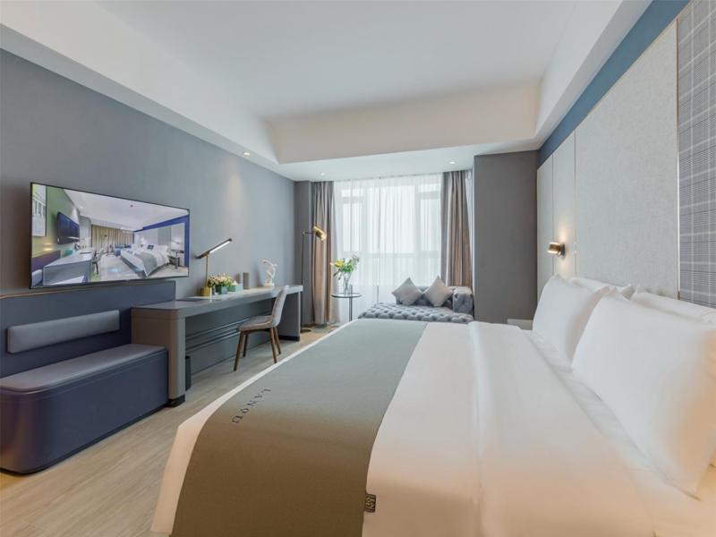 Premier King Room 