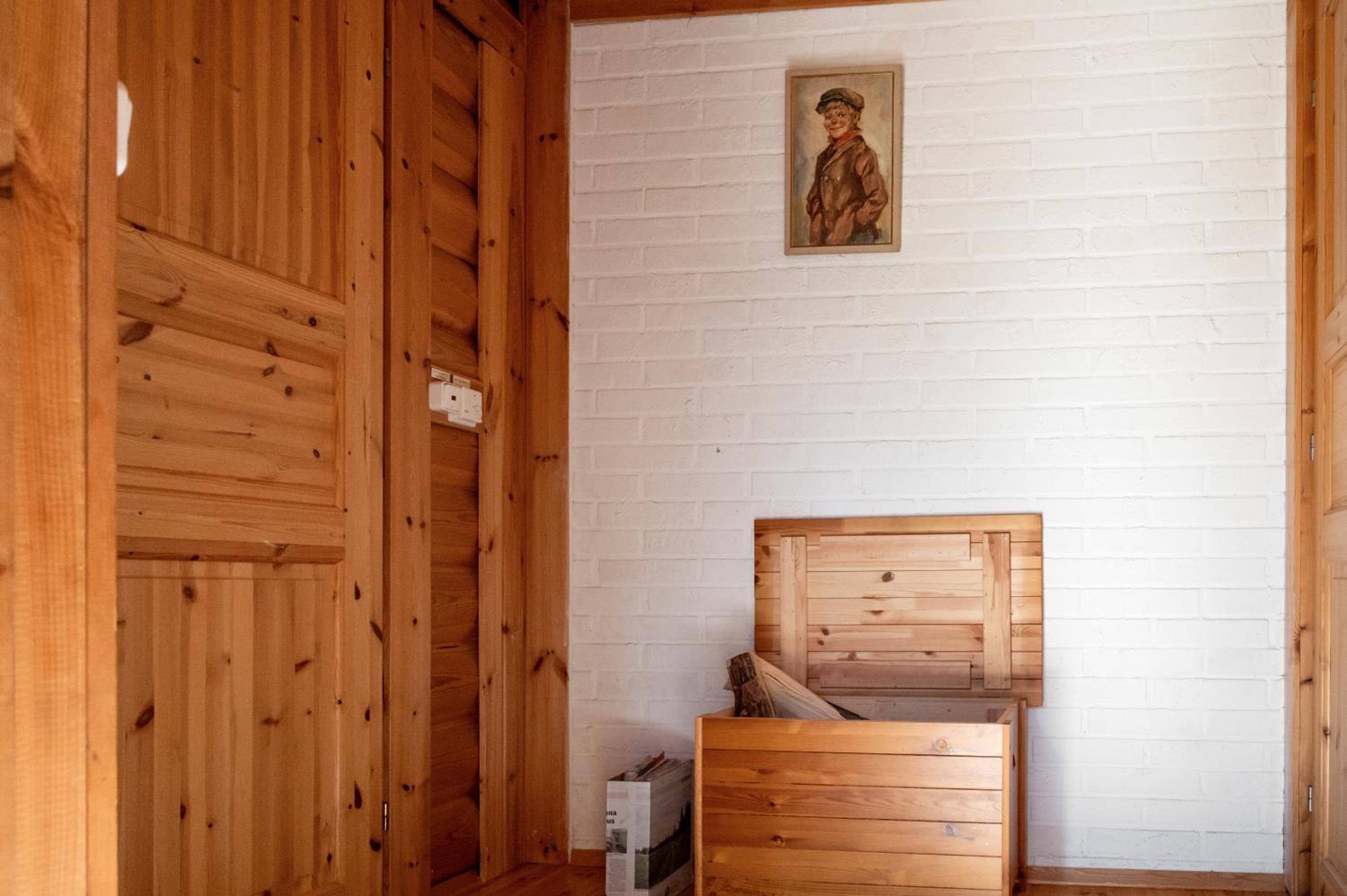 Three-Bedroom Villa - Photo 2