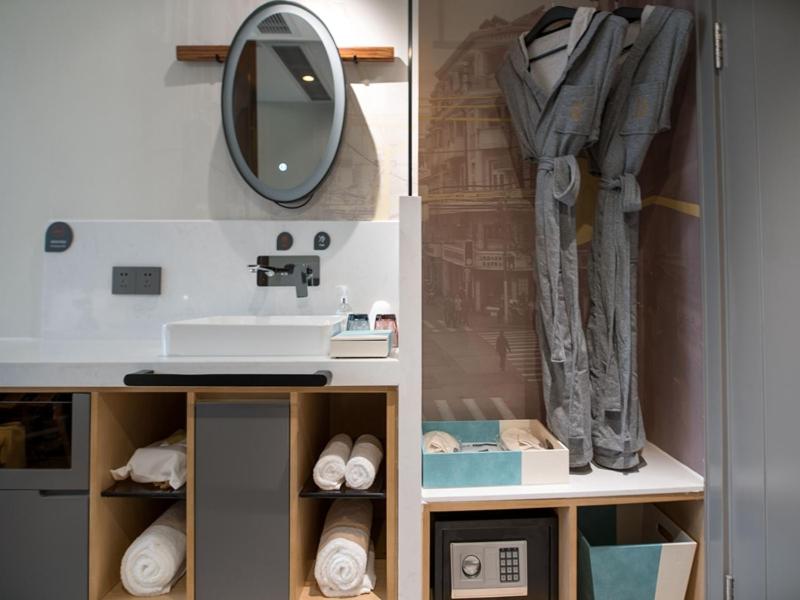 Deluxe Twin Room  - Photo 11