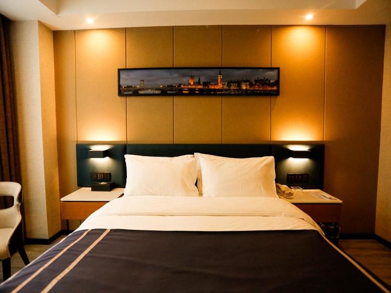 Suite  photo 2