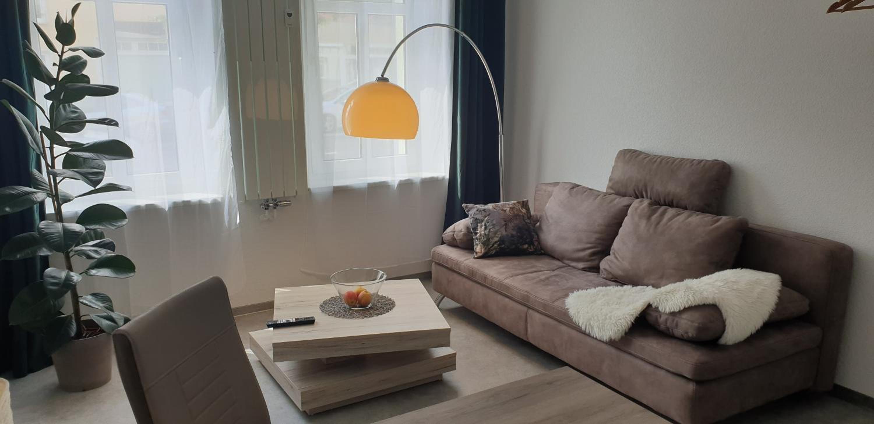 One-Bedroom Apartment photo 1