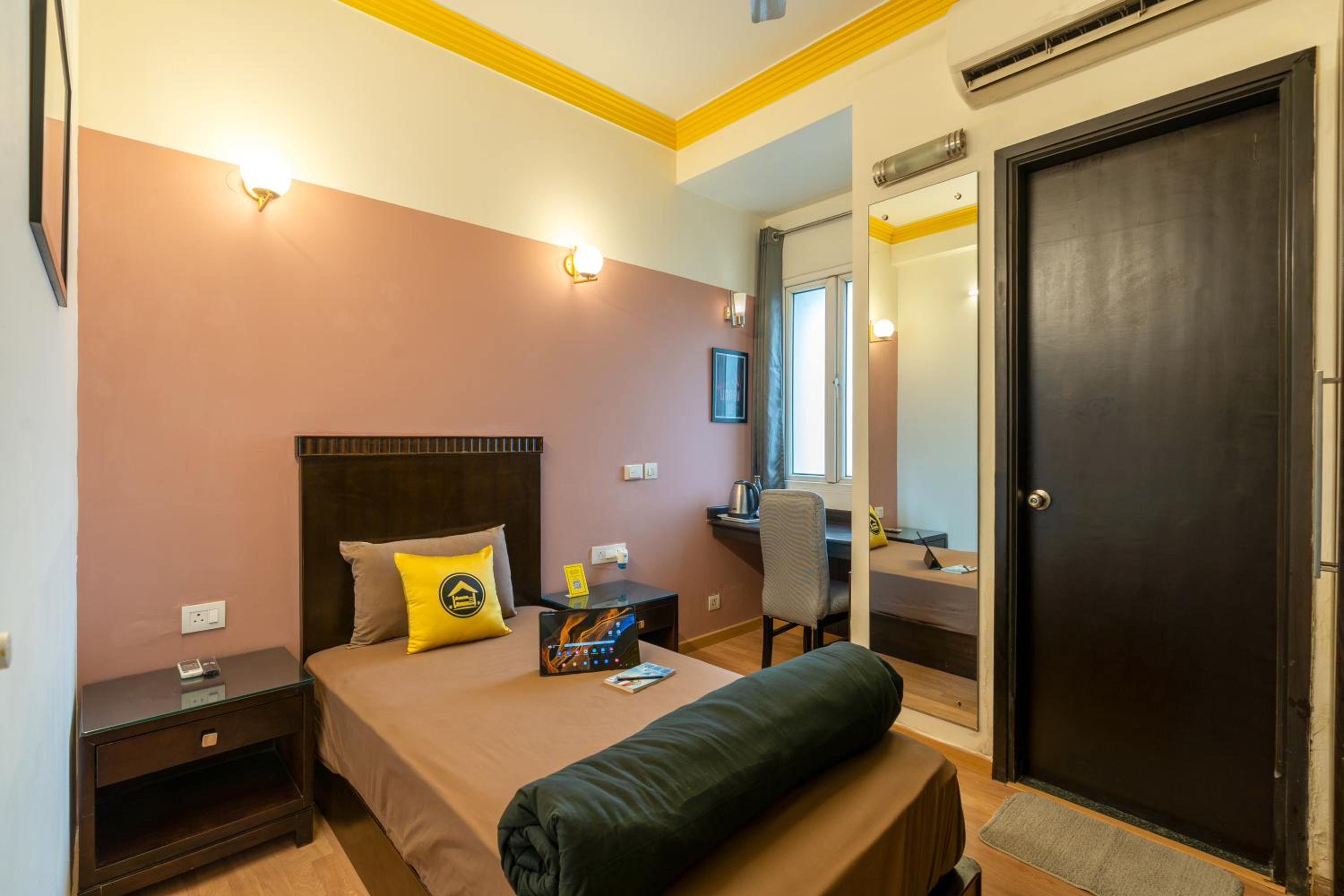 Deluxe Single Room photo 1