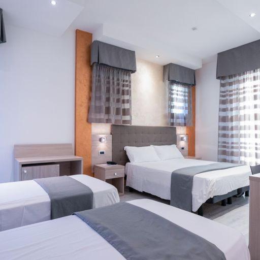 Comfort Quadruple Room - Photo 7