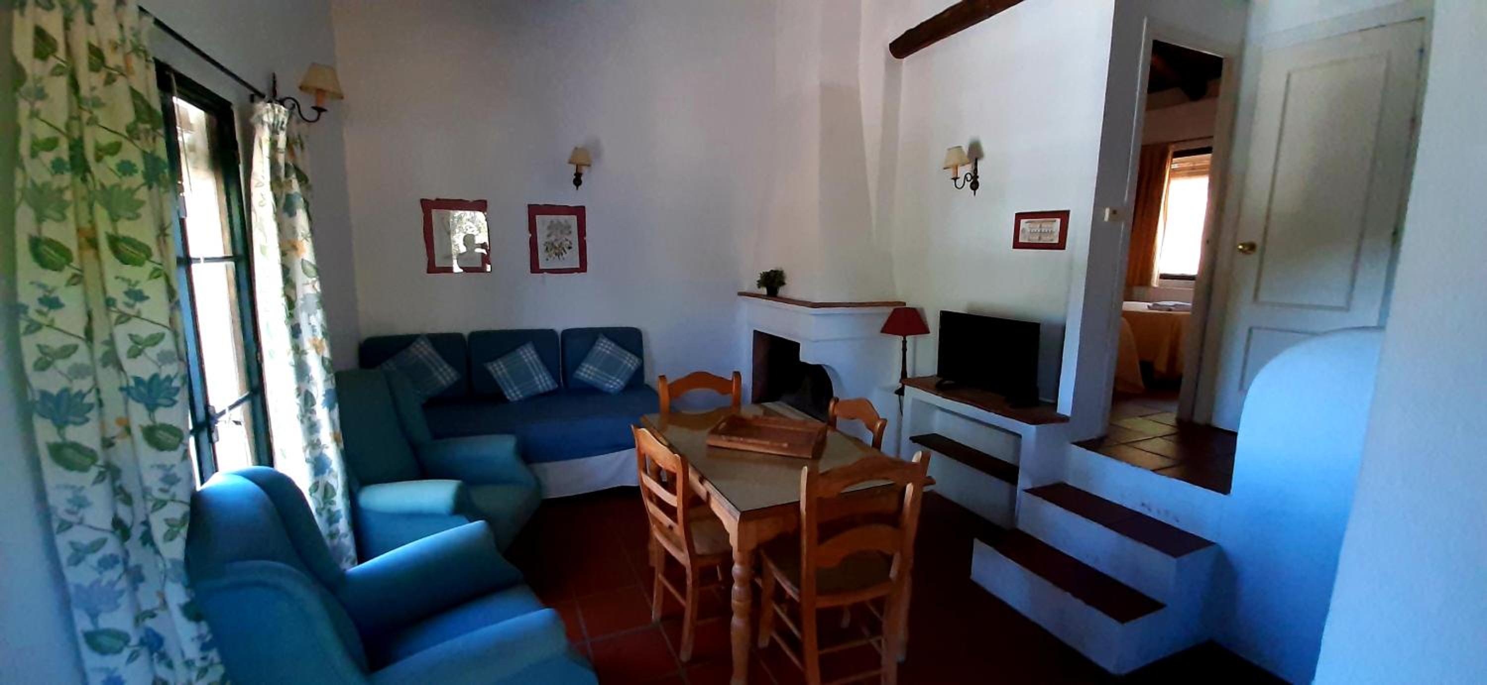 Two-Bedroom House photo 3