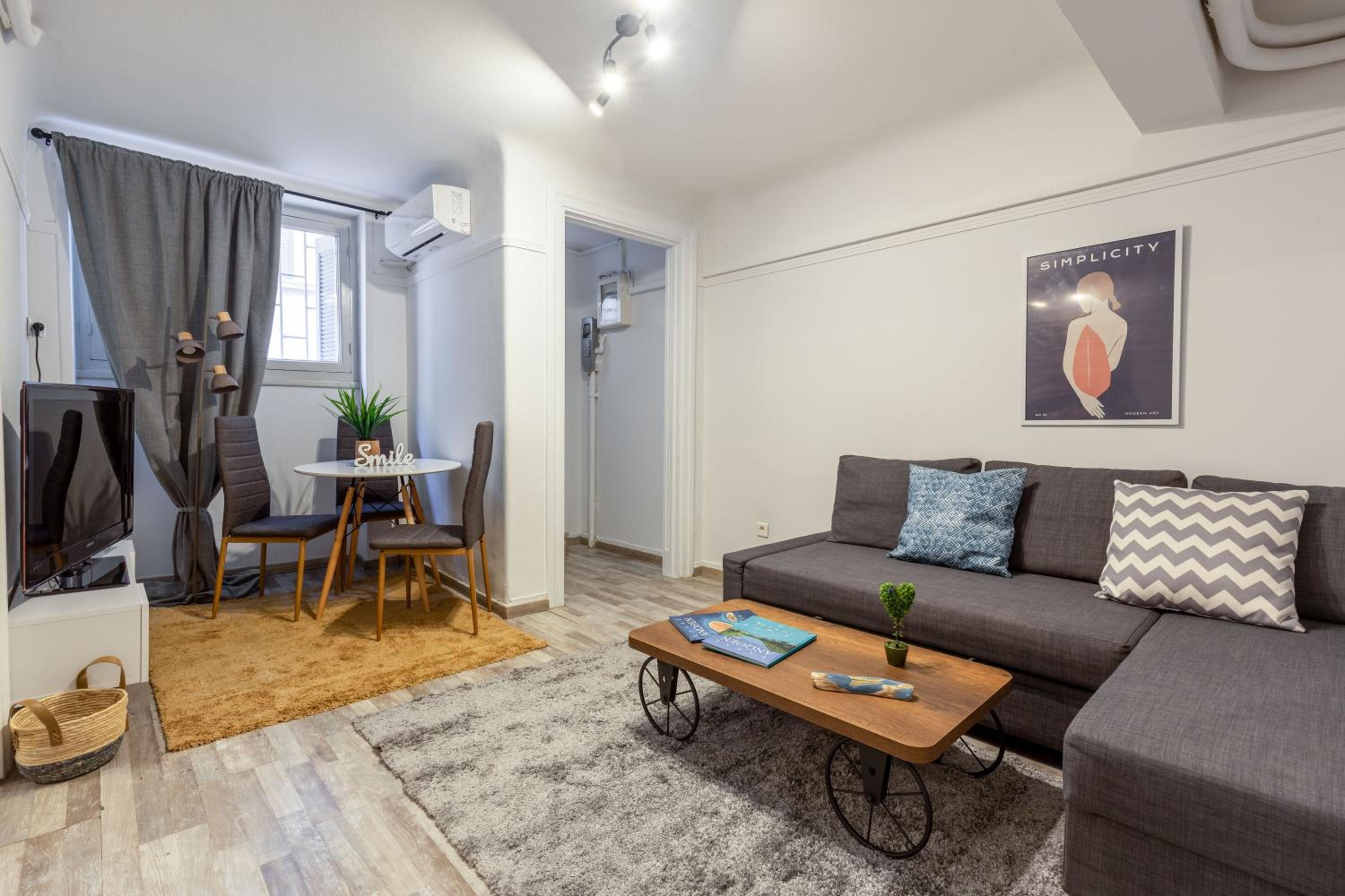 One-Bedroom Apartment