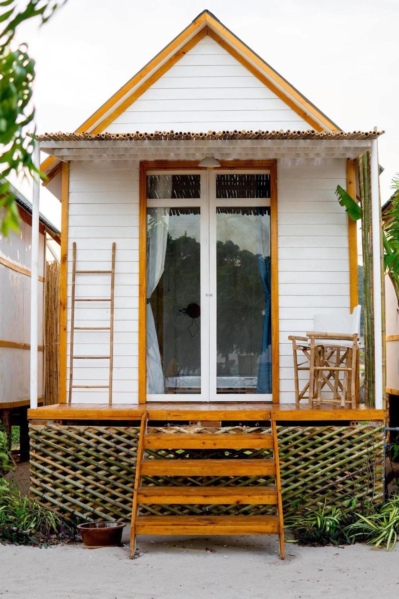 Bungalow - Water Front  photo 3