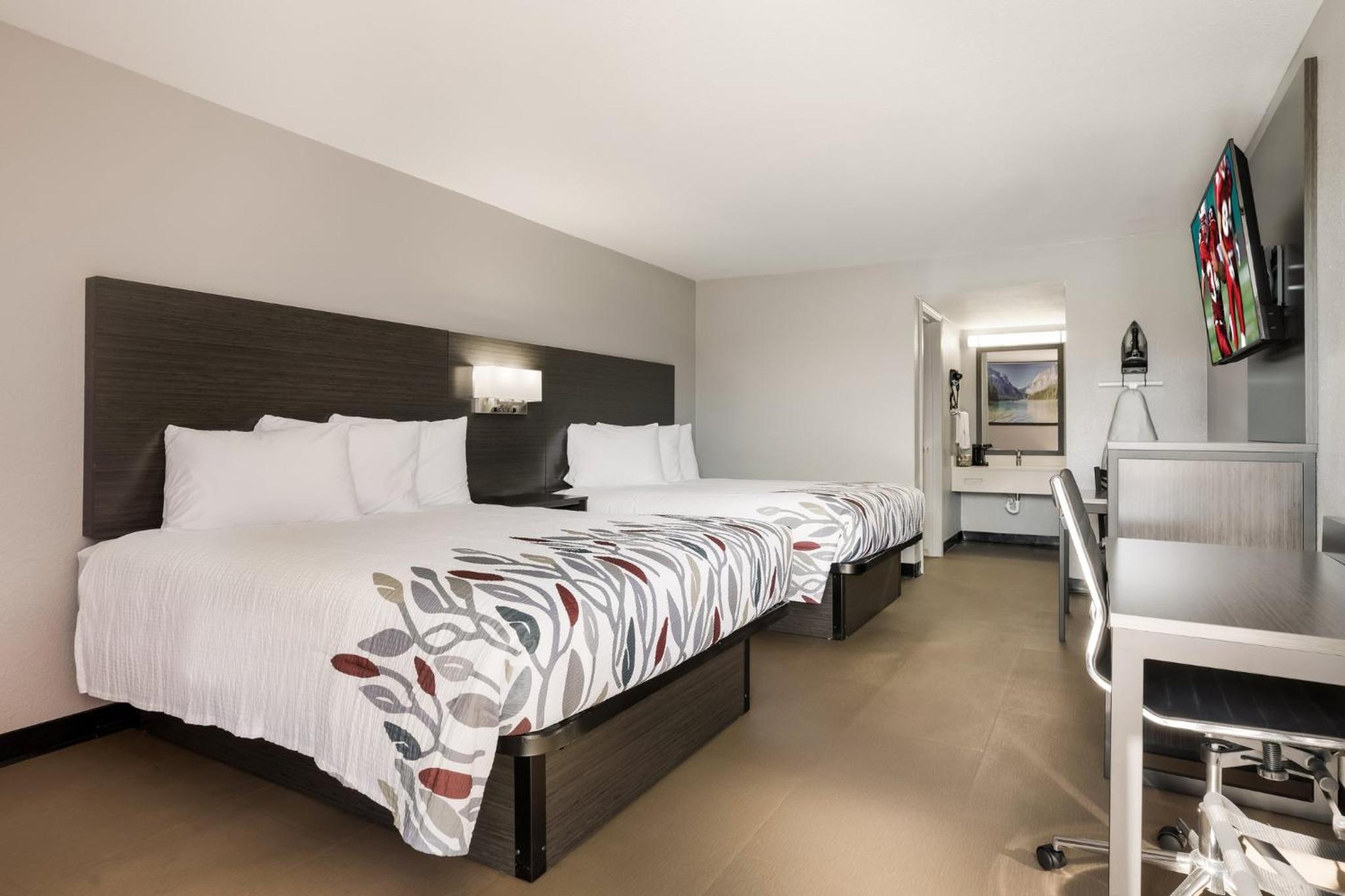 Superior Room with Two Queen Beds Non-Smoking - Photo 1