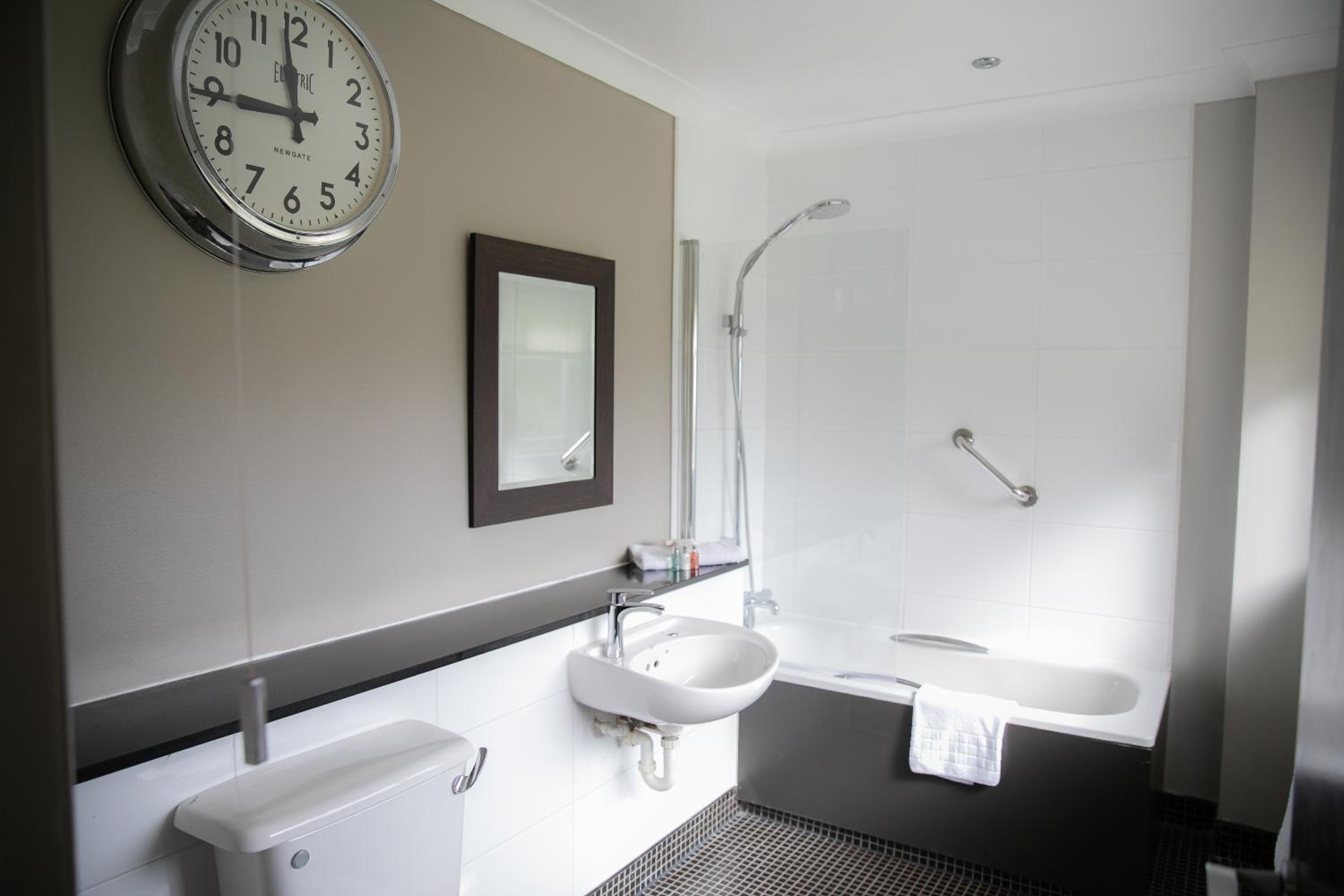 Double Room with Patio - Photo 3