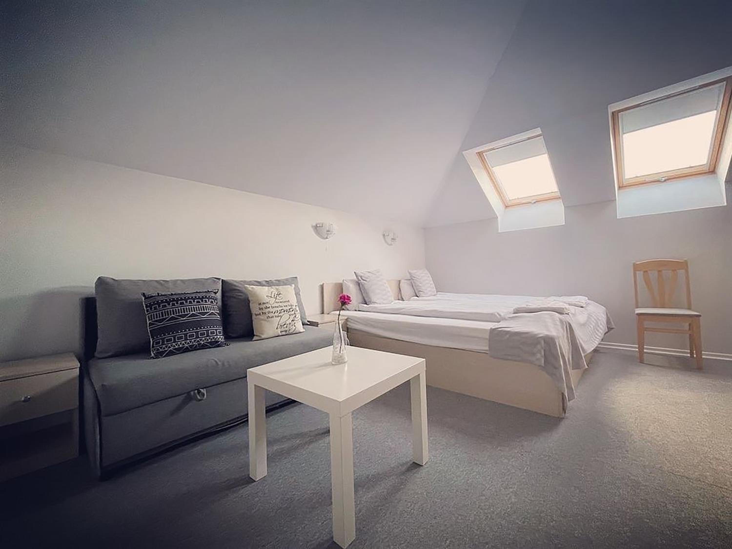 Deluxe Family Room
