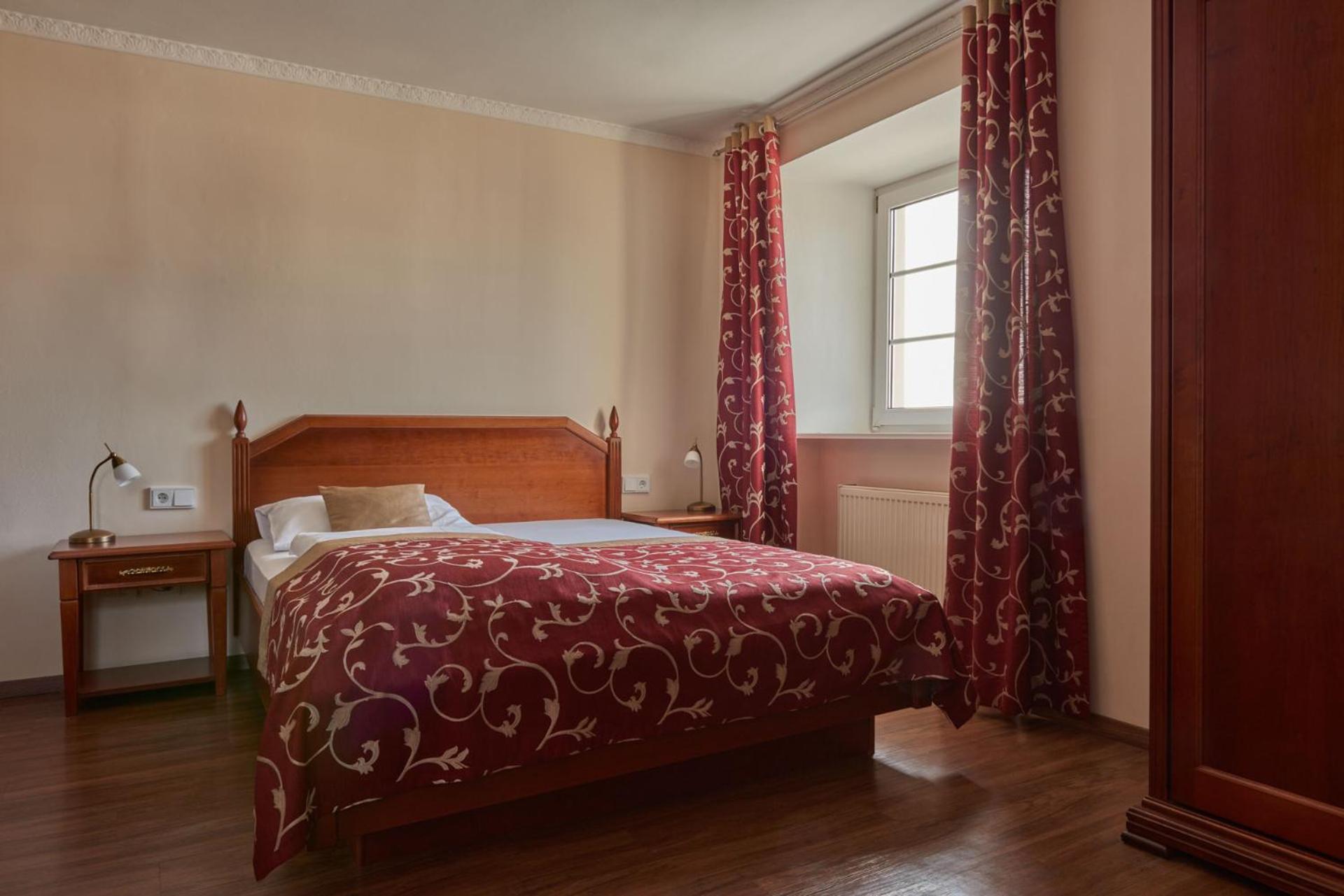 Standard Double Room - Photo 2