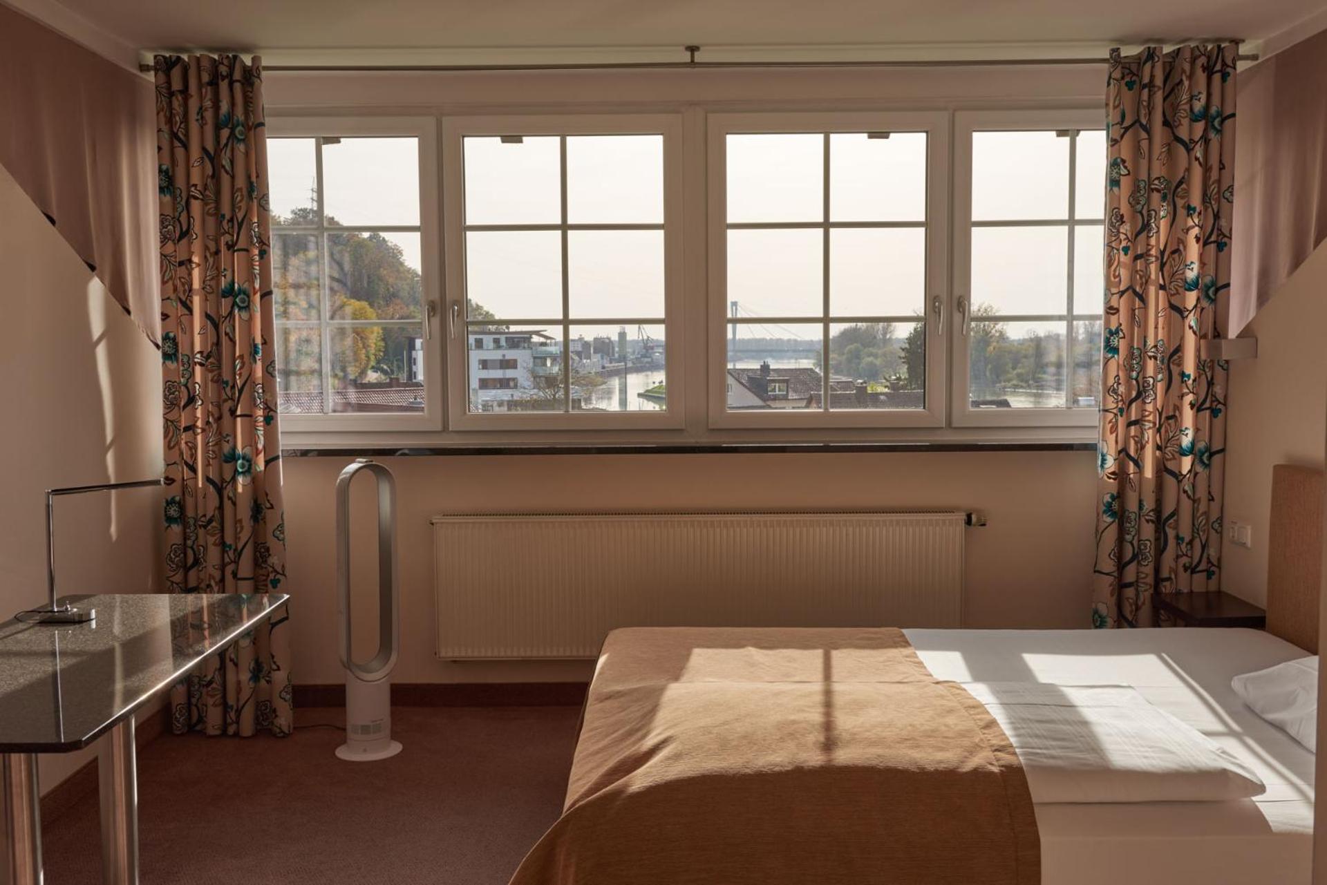 Standard Double Room - Photo 6