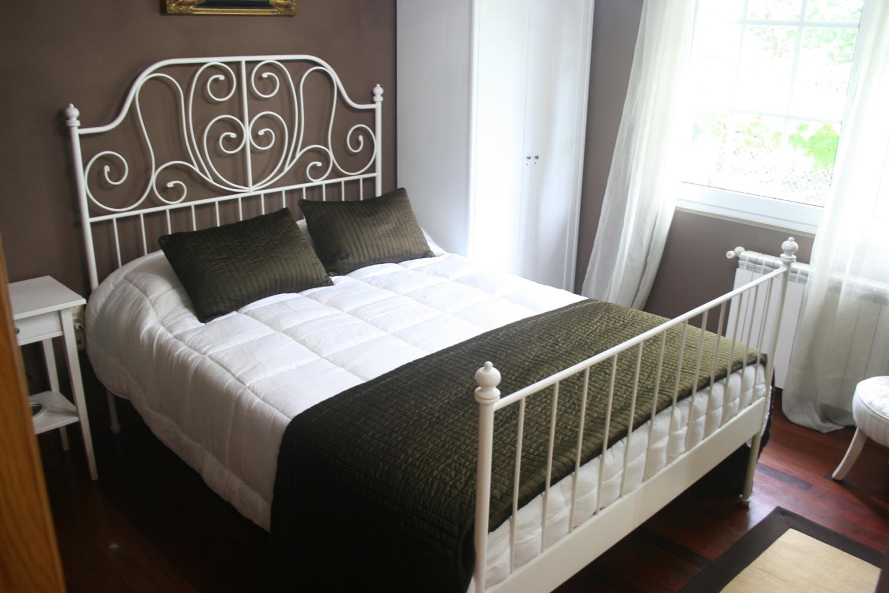Standard Double Room - Photo 3