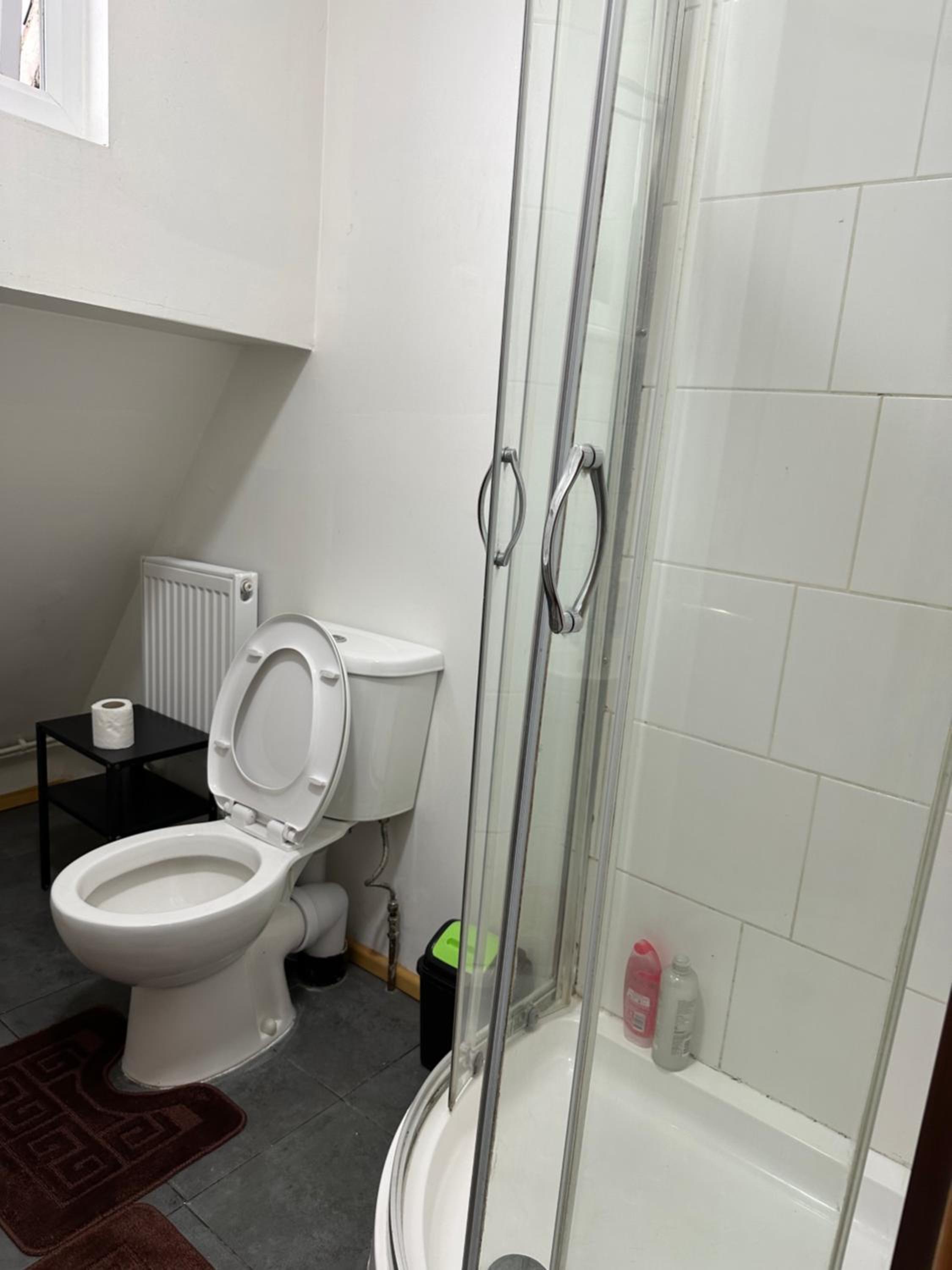 Standard Double Room with Shared Bathroom photo 3