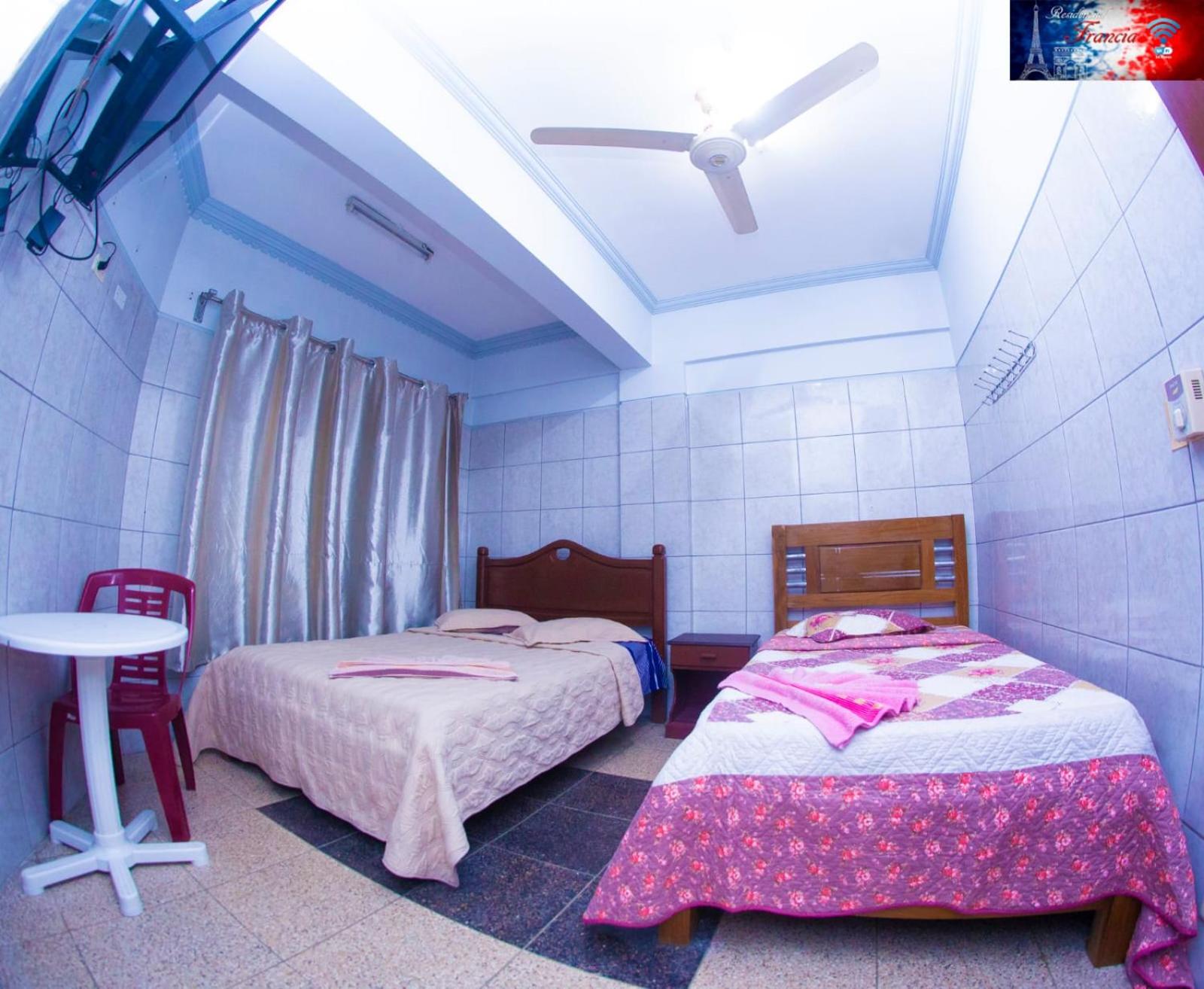 Double Room with Private Bathroom photo 3