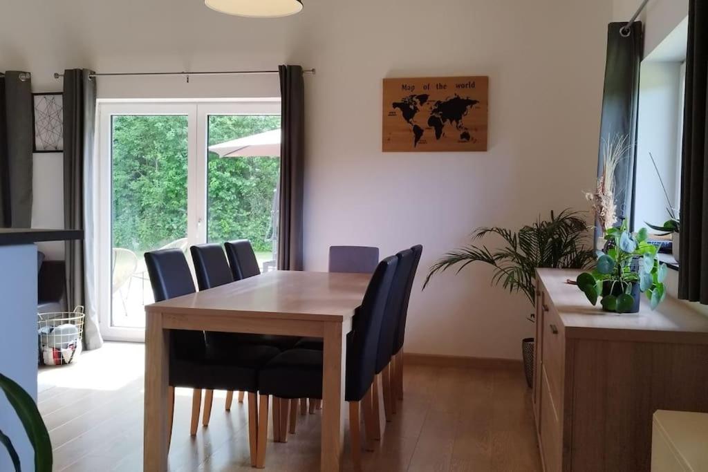 Three-Bedroom House photo 2