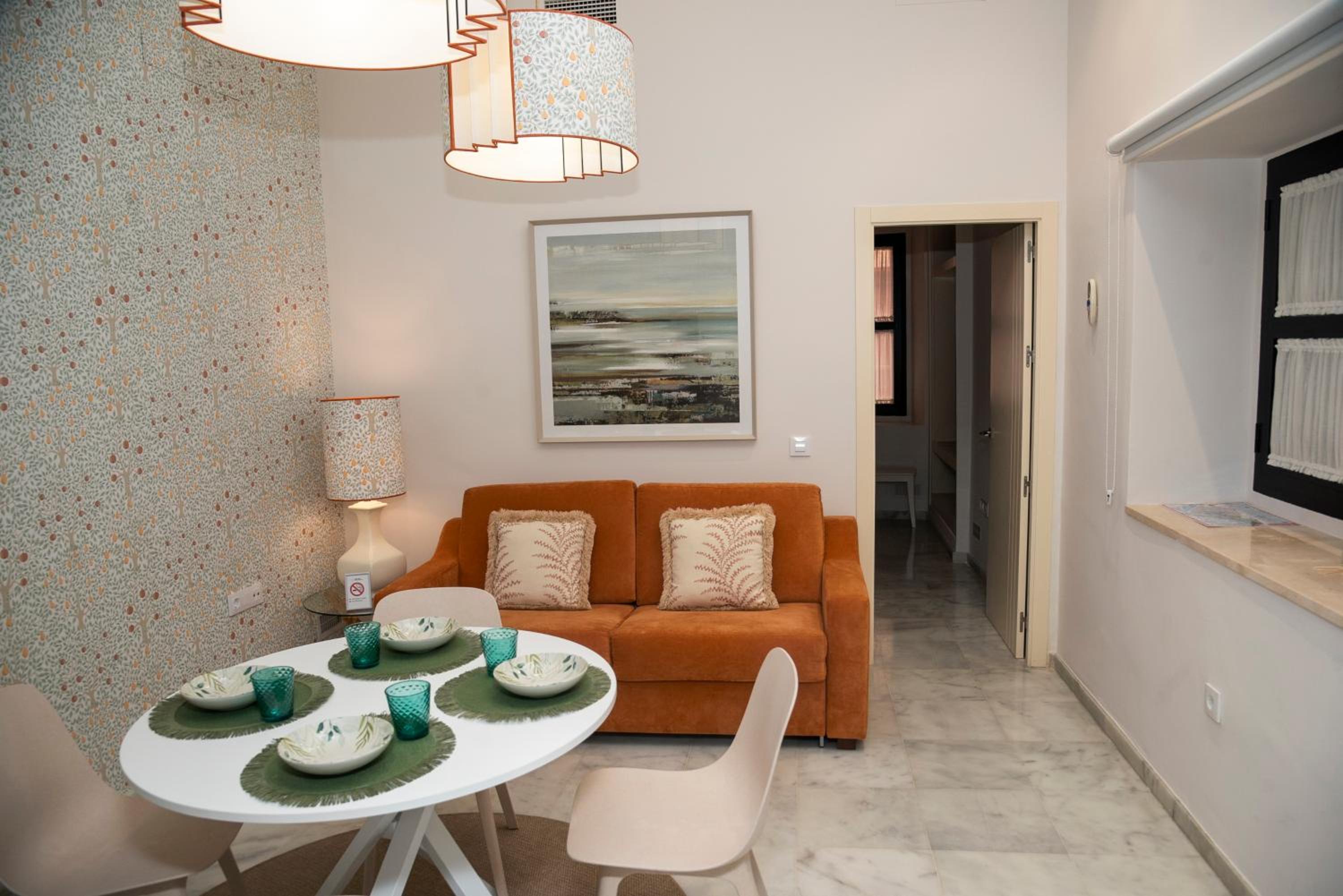 One-Bedroom Apartment - Photo 16