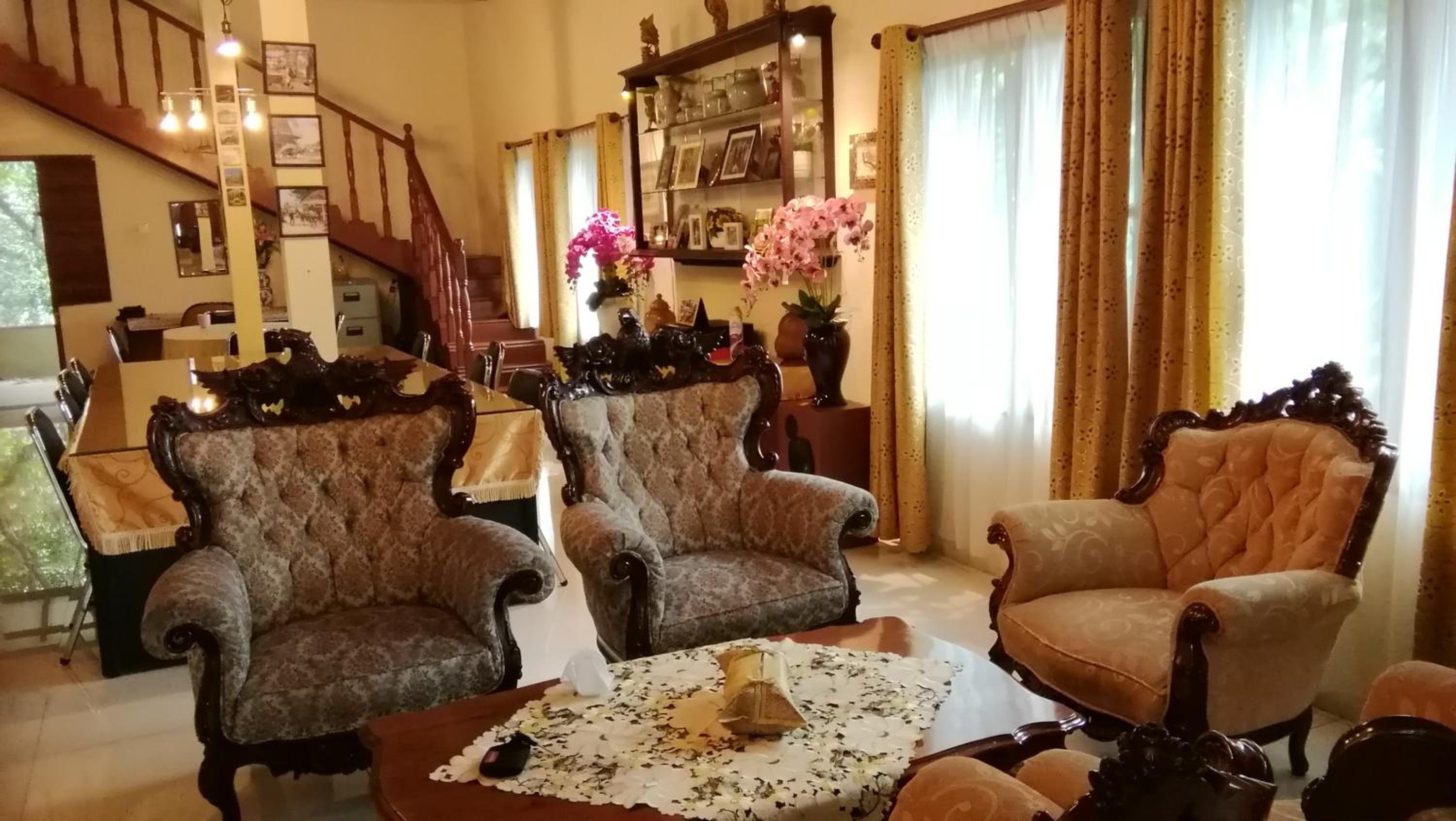 Villa photo 1