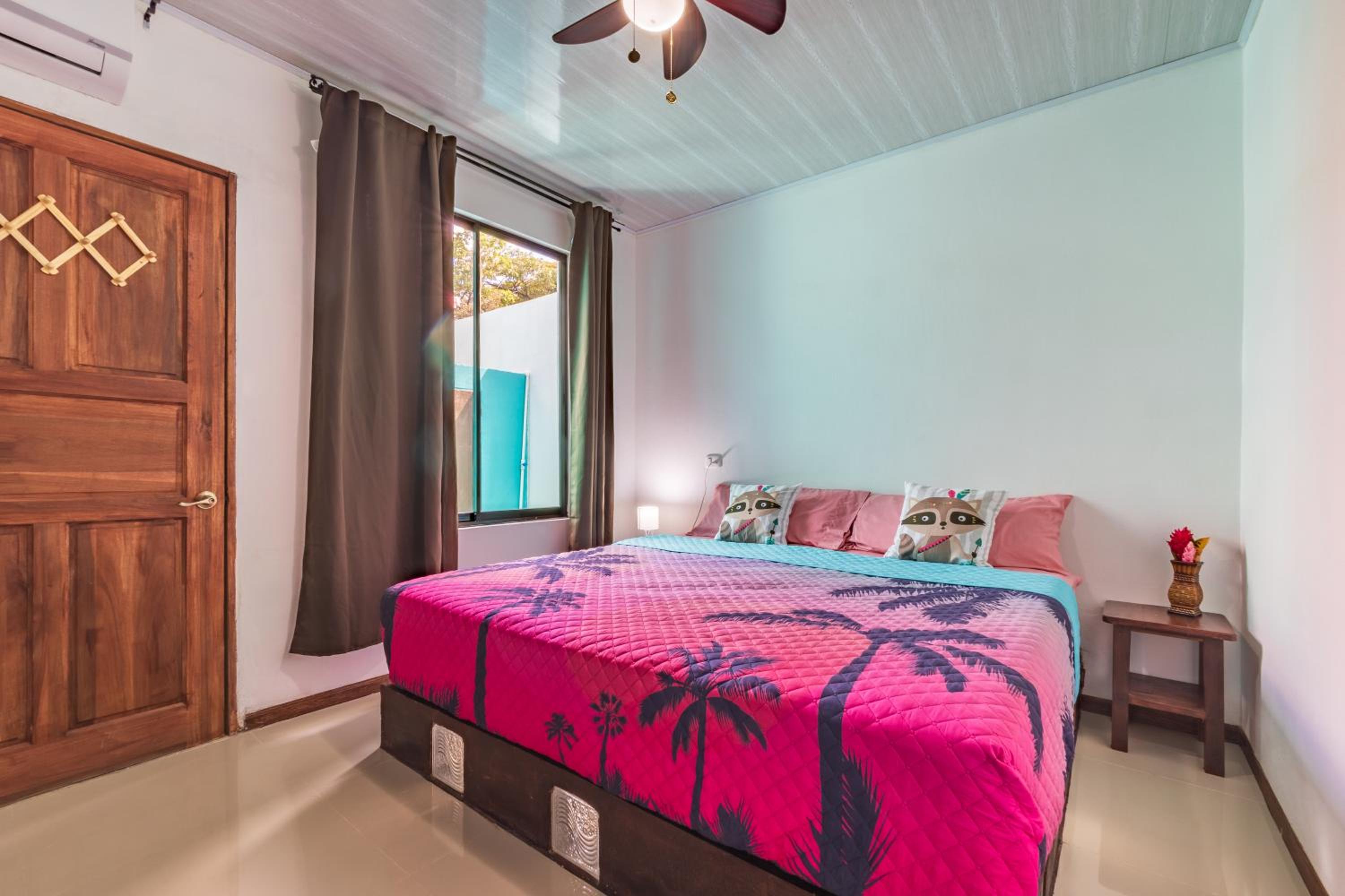Three-Bedroom Vacation Home  photo 1