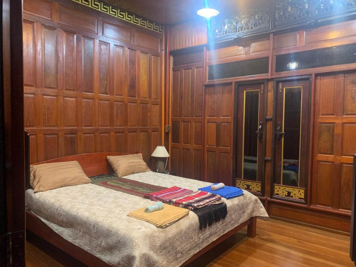Standard Double Room with Shared Bathroom with Fan photo 3