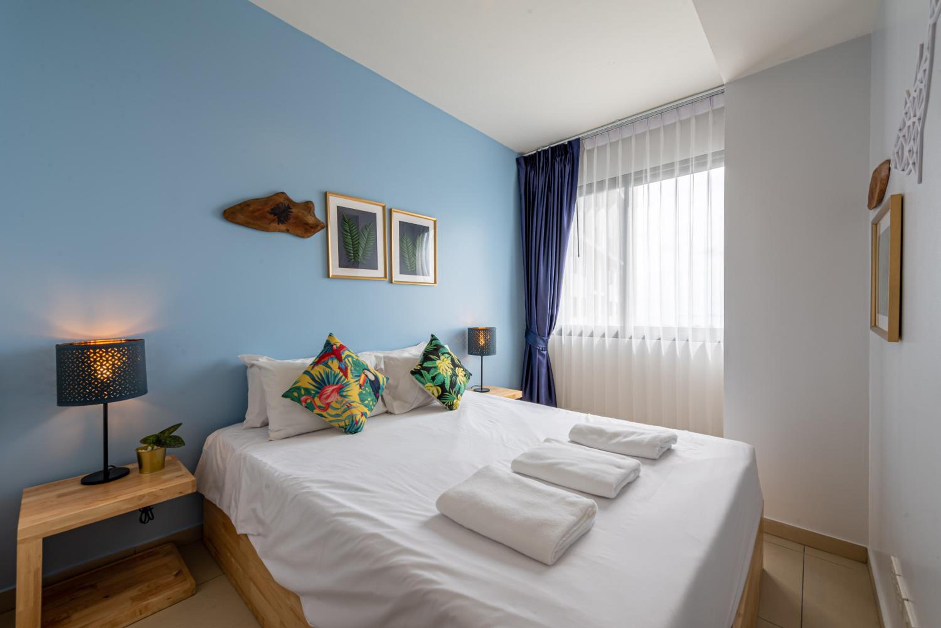 Queen Suite with Sea View - Photo 11