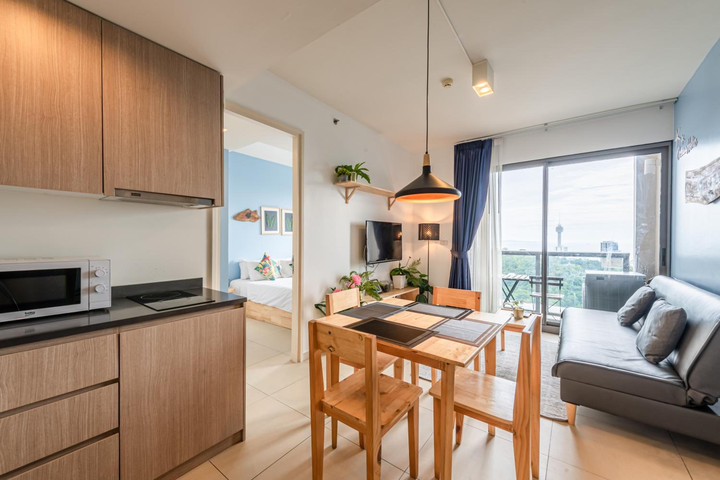 Queen Suite with Sea View - Photo 9