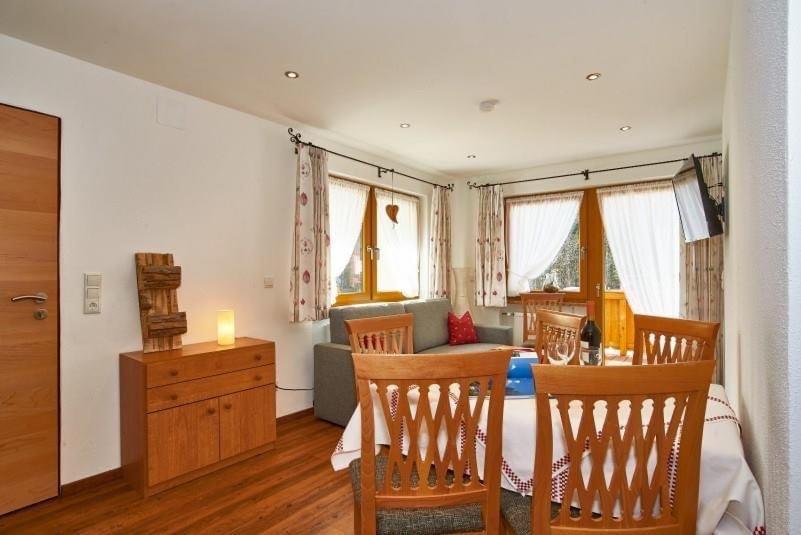 4-star Apartment with Terrace photo 2