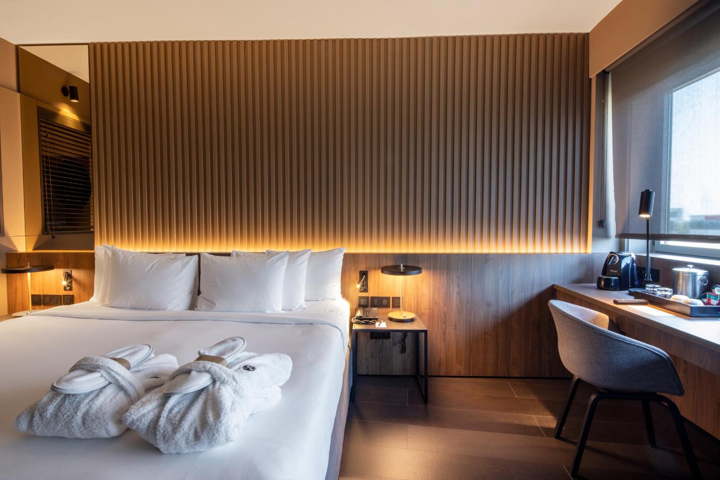 Executive King Room