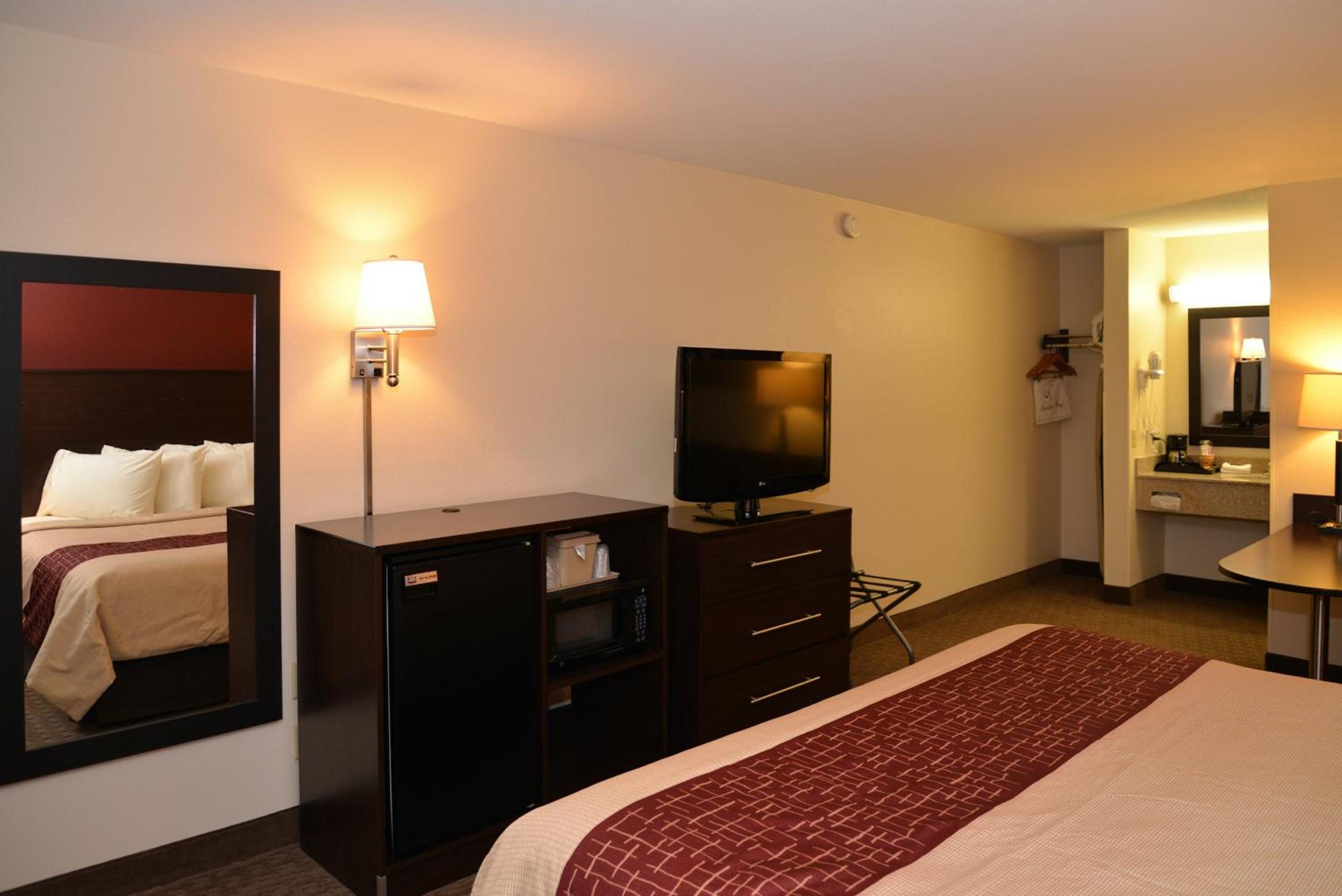 Superior King Room Non-Smoking - Photo 7