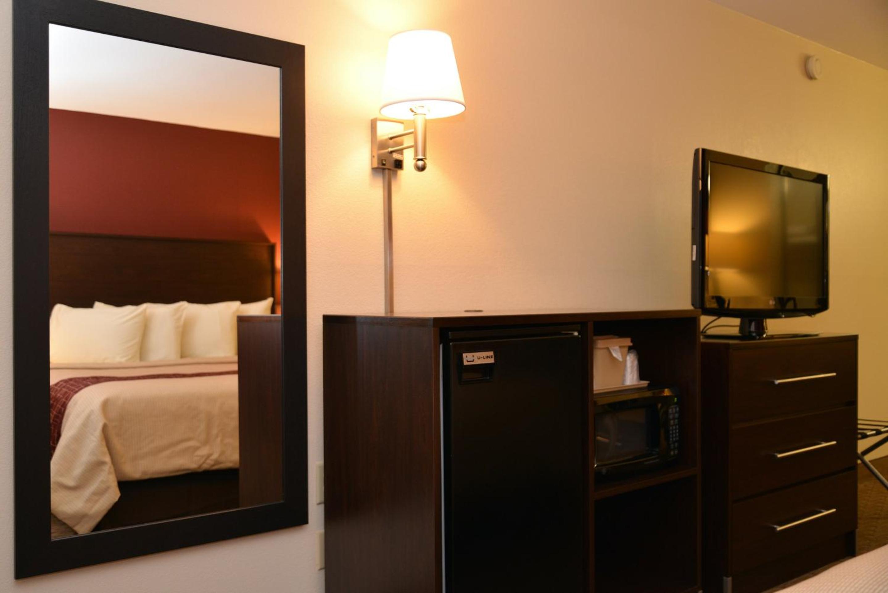 Superior King Room Non-Smoking - Photo 6