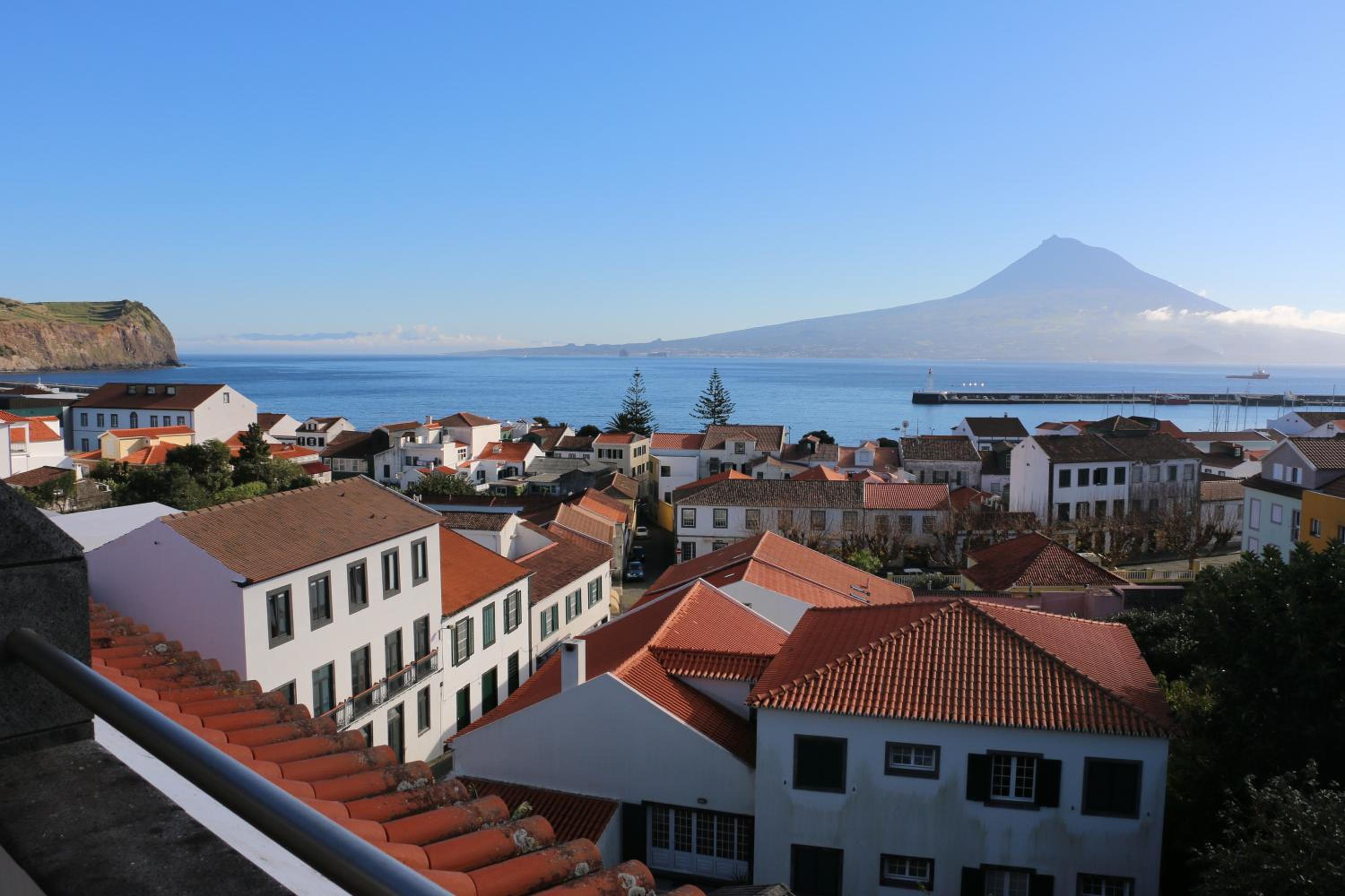 Duplex Apartment with Sea View - Photo 7