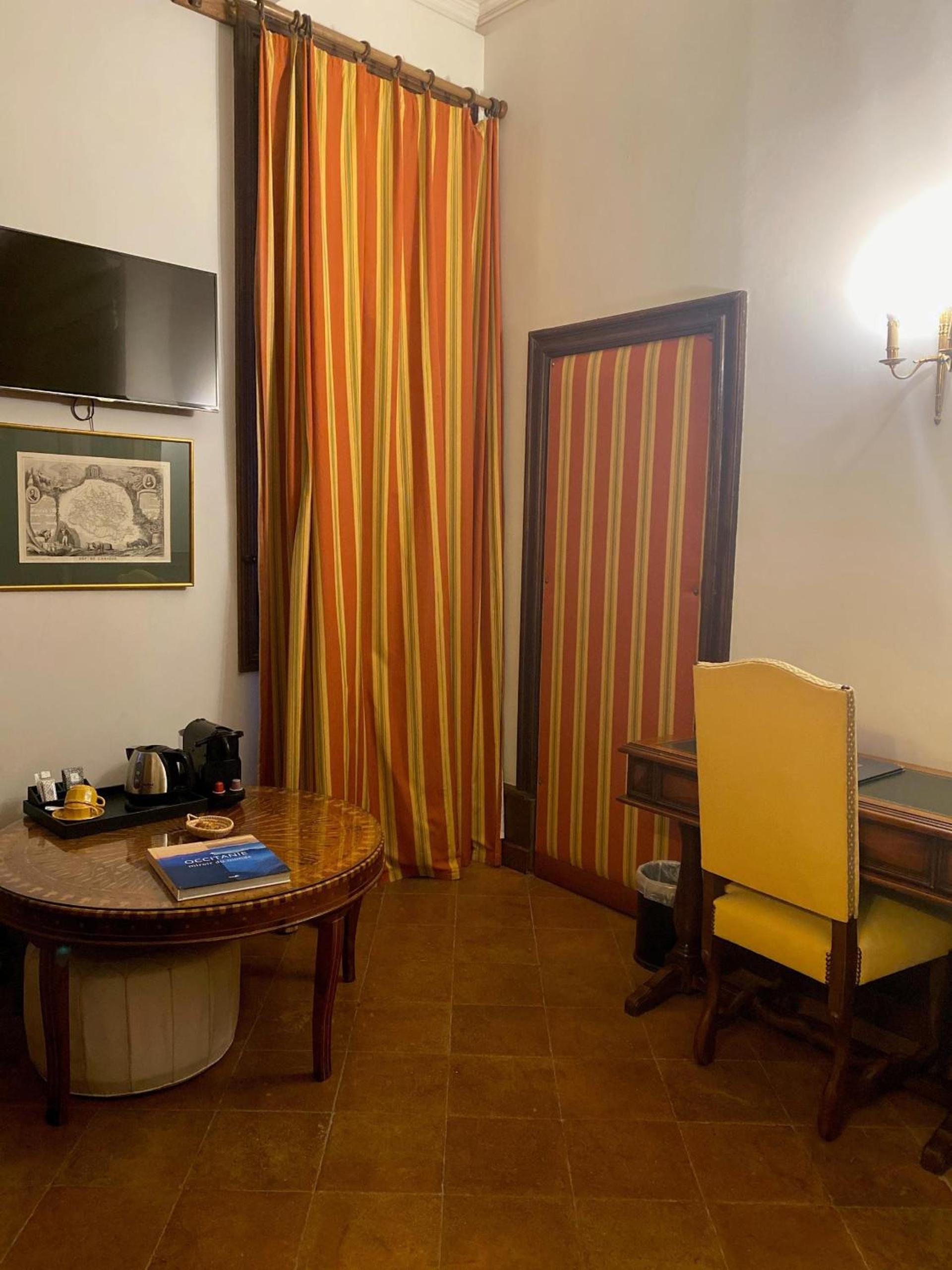 Standard Double Room - Photo 3