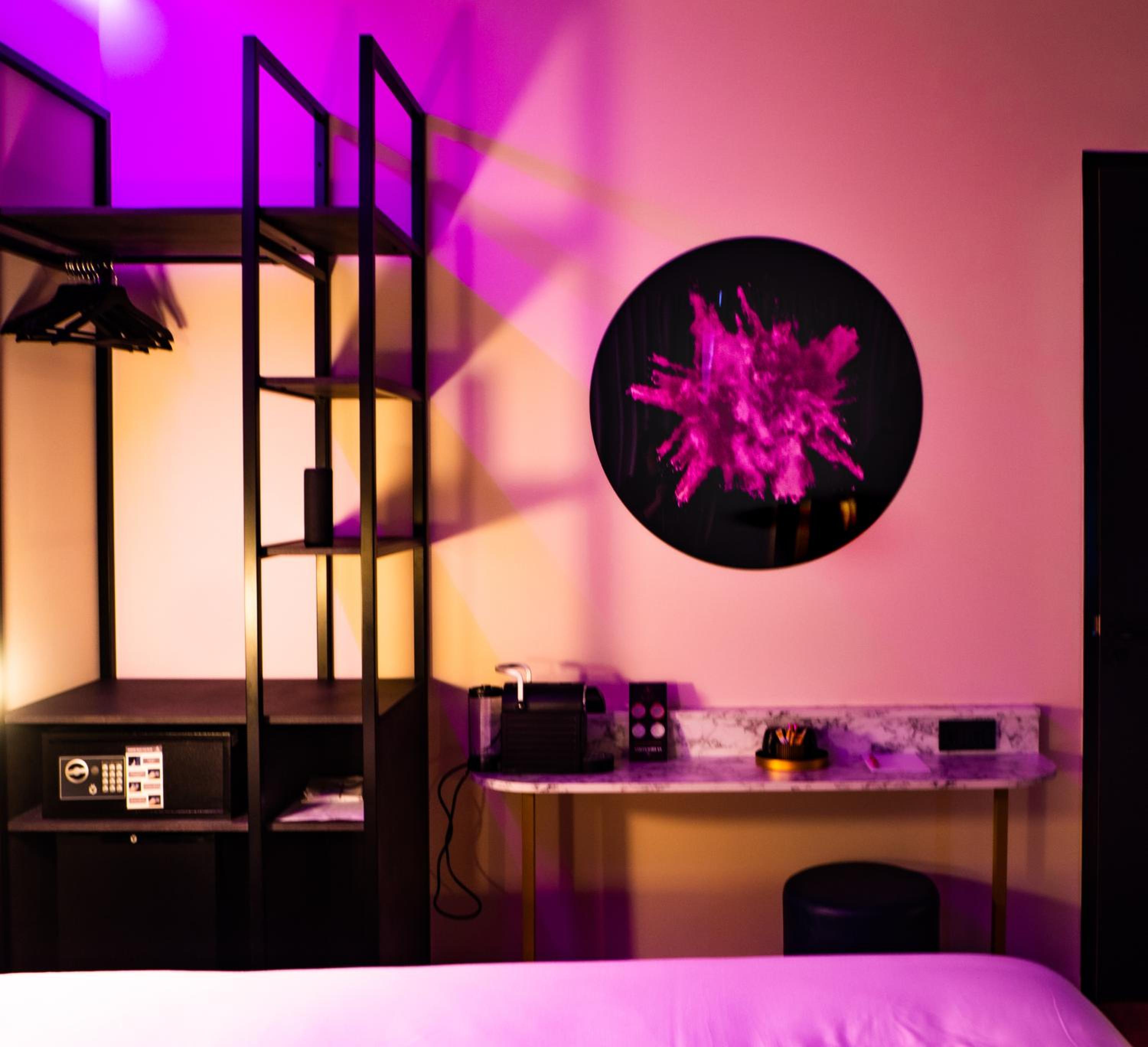 Deluxe Room - VIC LUXE - Photo 1