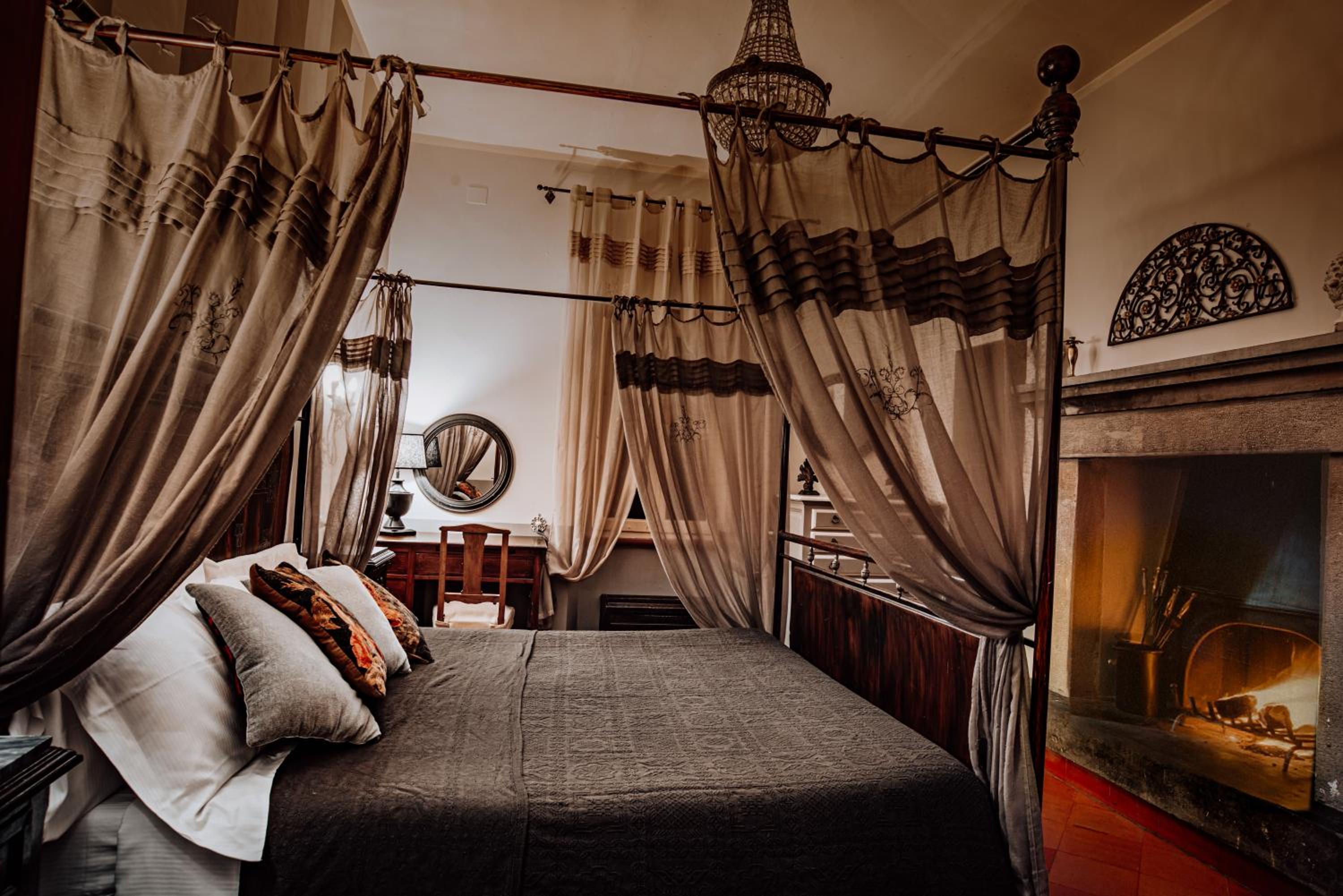 Triple Junior Suite with bath and Spa access photo 1