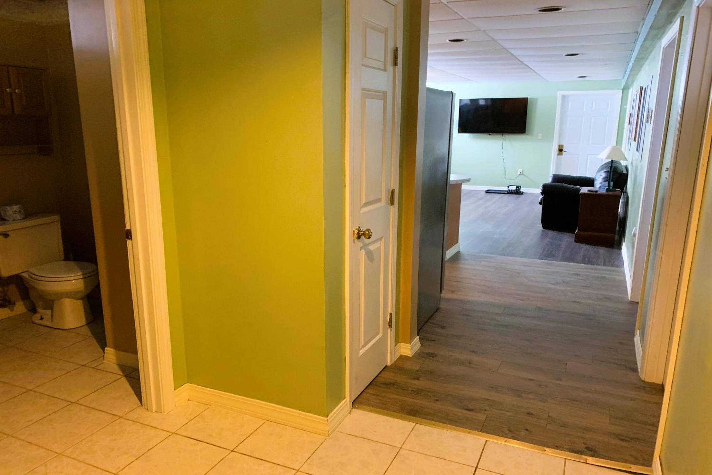 King Suite - Photo 18