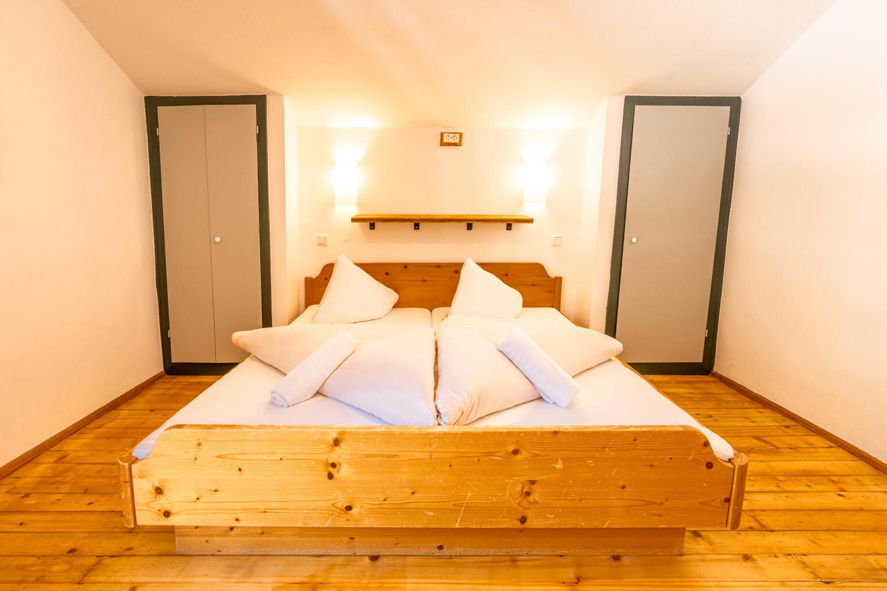 Triple Room with Shared Bathroom